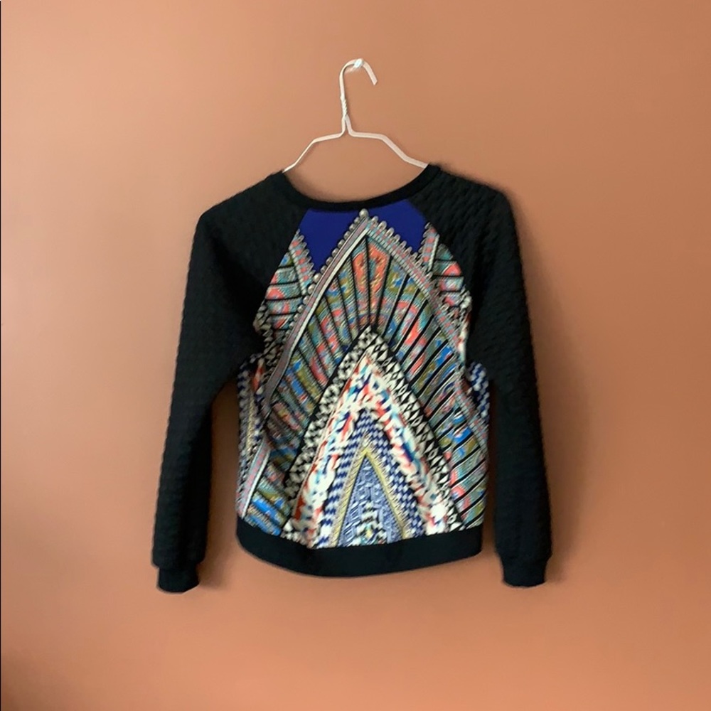 Colorful Pullover - Picture 2 of 6